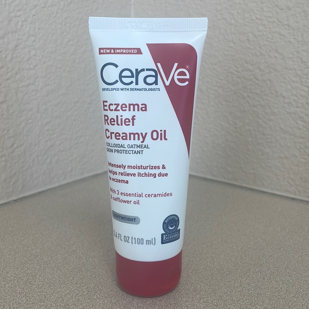 Brand new 3.4 fl oz of average Eczema Relief Creamy Oil